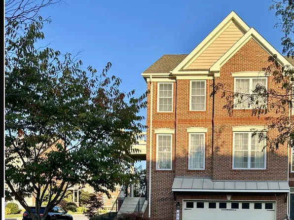4500 Thoroughbred Dr, Upper Marlboro, MD 20772