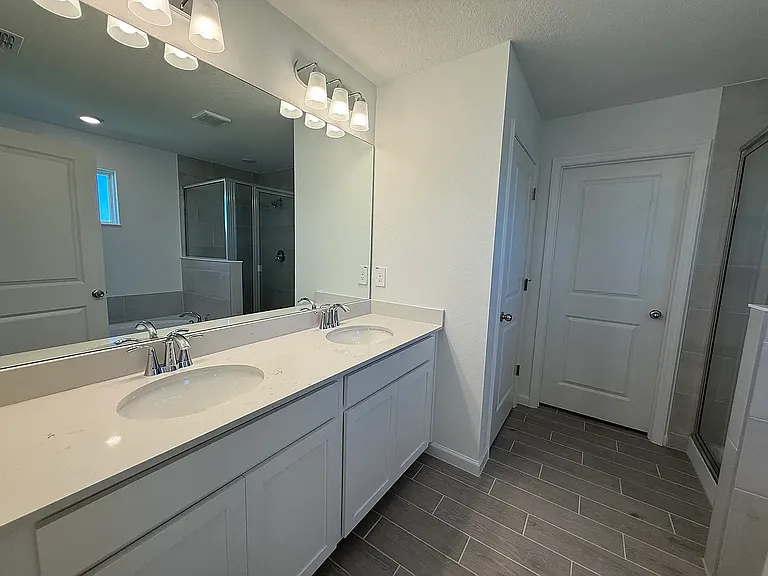 8786 SW 69th Ter — Photo 6