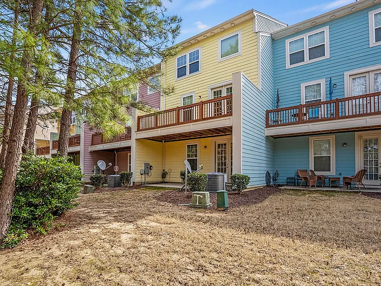 529 Metro Sta — Photo 26