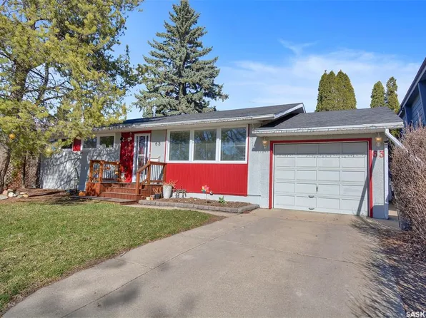 63 Spinks DRIVE, Saskatoon, SK S7H 3X1