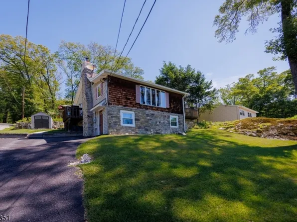 2 Ridge Rd, Vernon Twp., NJ 07461