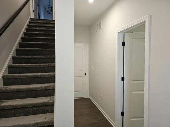 2507 Hedgeway Cir, Kennesaw, GA 30144