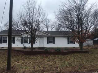 1325 N 11th St, Mount Vernon, IL 62864