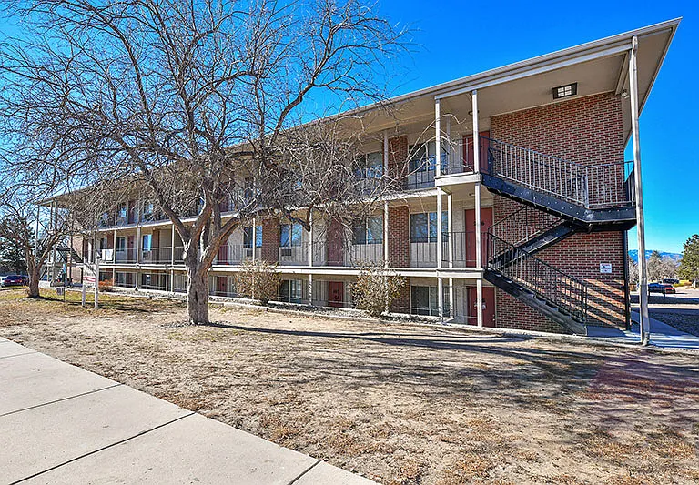 1010 Delaware Dr #104 — Photo 3
