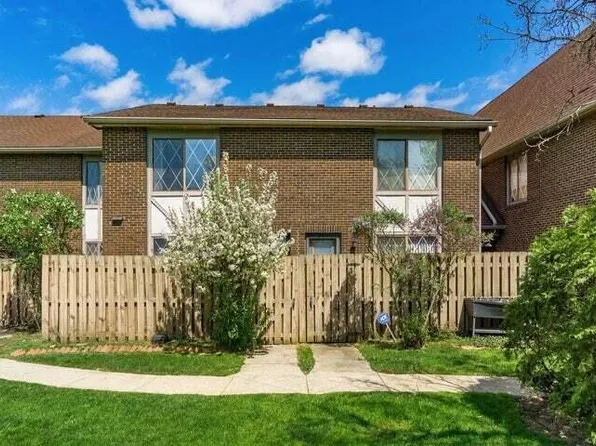 5417 Valley Ln E, Columbus, OH 43231