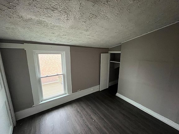 5th image of 1640 Harvard Ave