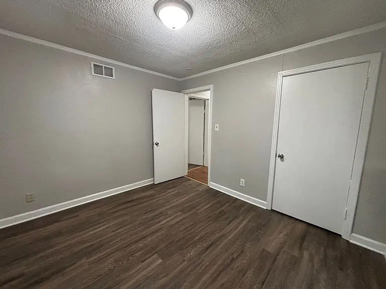 3159 Saint Charles Dr — Photo 6