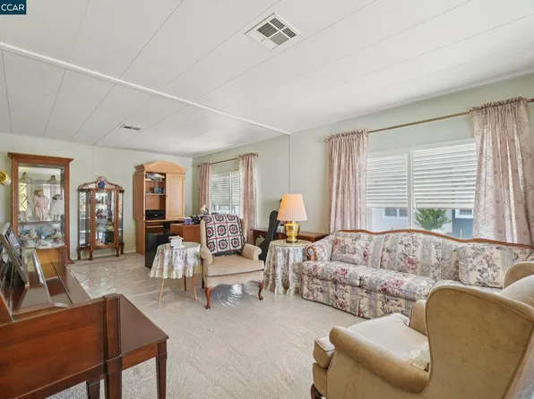 327 La Vina St, Pacheco, CA 94553