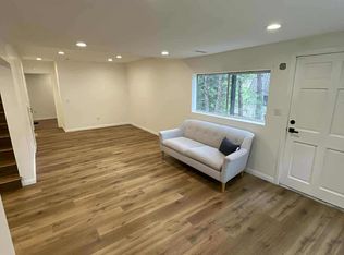 219 Maple Dr #B, Lake Arrowhead, CA 92352