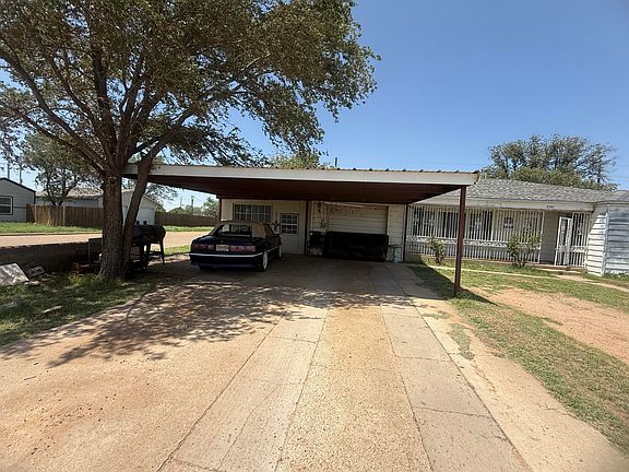 3rd image of 3701 E 4th St