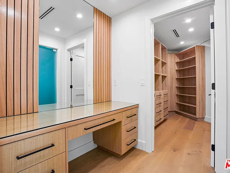 4097 Sapphire Dr — Photo 28