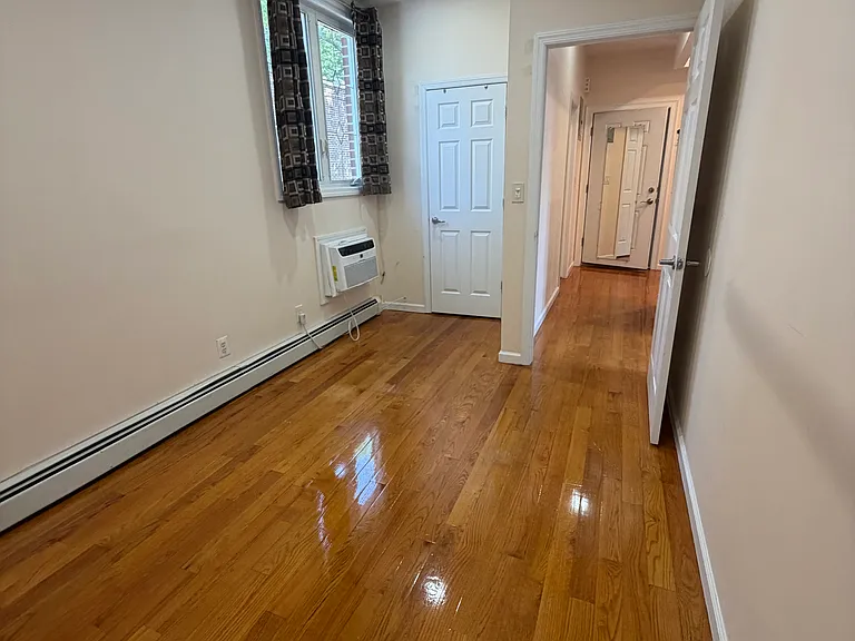 2222 75th St #2R — Photo 7