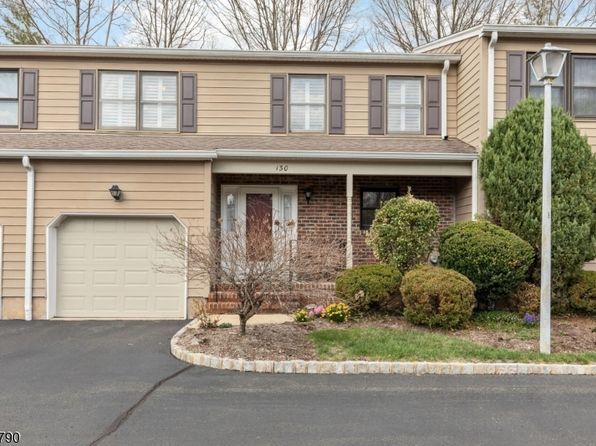 130 Sunrise Dr, Long Hill Twp., NJ 07933