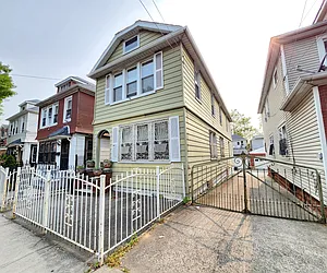 1121 Underhill Avenue