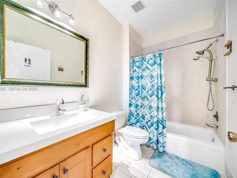 1241 S 13th Ave — Photo 25