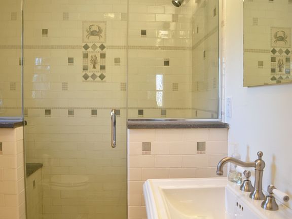 5th image of 174 Wooley St