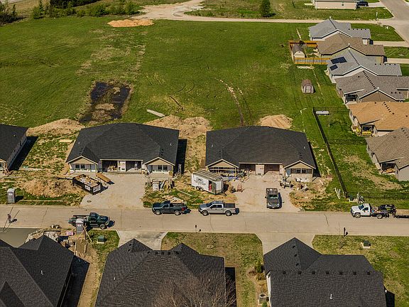 2nd image of 2721/2723 S Caden Lane