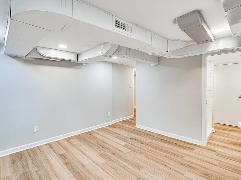 1519 N Stafford St #B — Photo 14