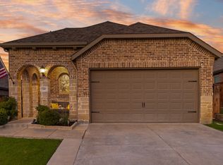 1008 Shire Dr, Aubrey, TX 76227
