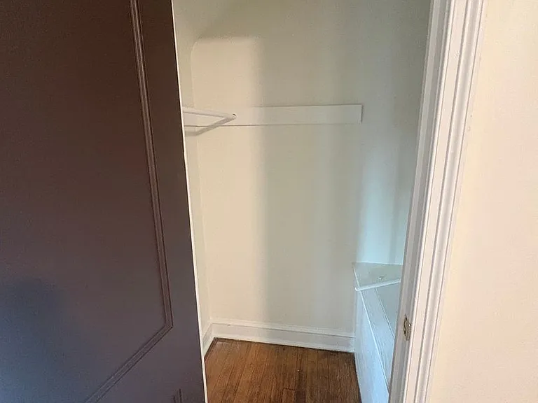 975 Edison St — Photo 16