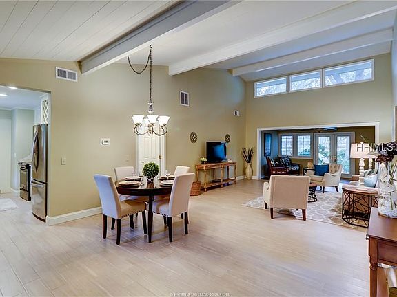 3rd image of 230 Greenwood Dr APT 345