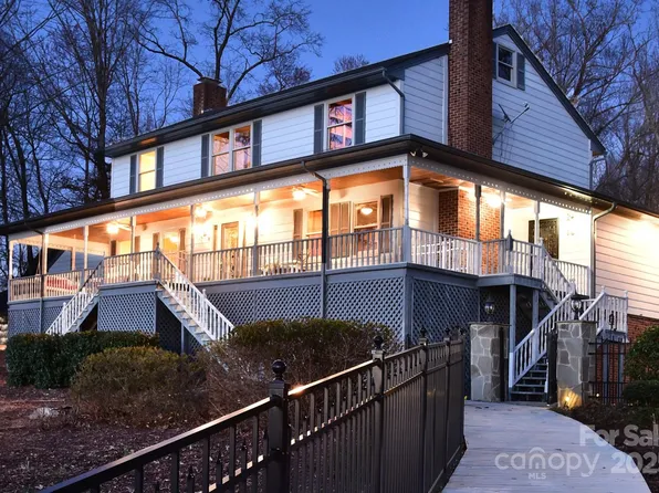 368 Fairfield Ct, Fairfield, NC 27306