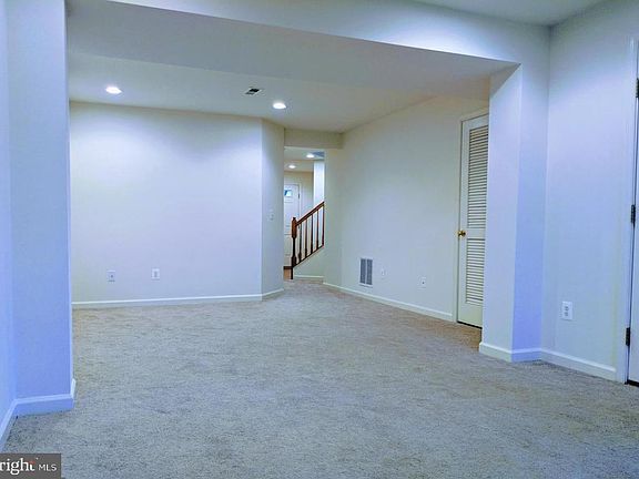 2nd image of 1523 Grosbeak Ct