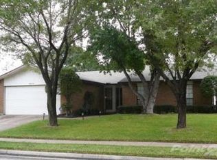 3804 Pinewood St, Bedford, TX 76021