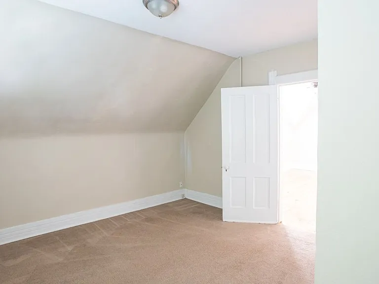 2573 N. Bartlett Ave — Photo 13