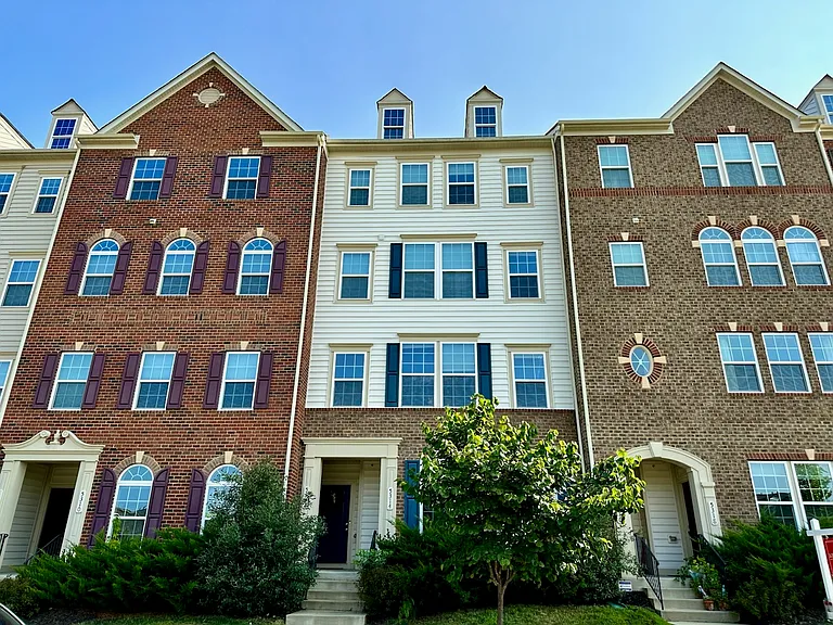 5312 N Center Dr — Photo 1