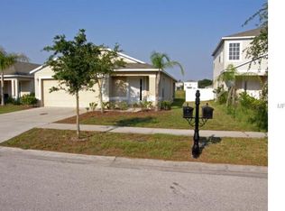 7913 Carriage Pointe Dr, Gibsonton, FL 33534