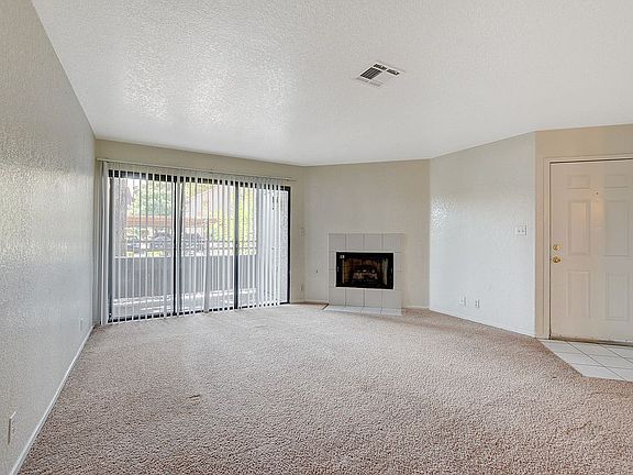 4th image of 5032 S Rainbow Blvd Unit 103