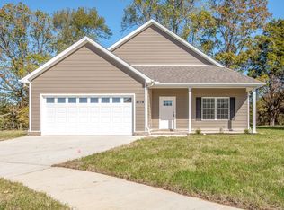 924 Stokewood Pl, Spring Hill, TN 37174