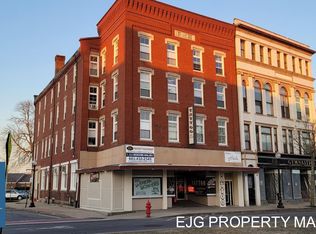 2 N Main St #6, Rochester, NH 03867