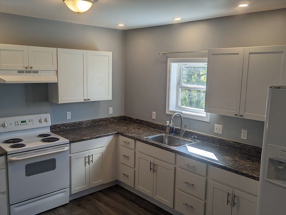 1st image of 44B Pierce St #B