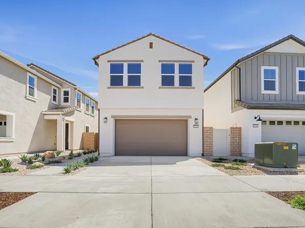 2010 Pyrenes Pl, Santa Paula, CA 93060