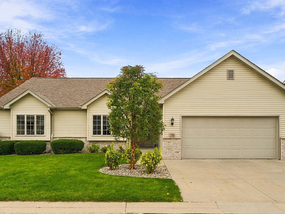 1st image of 76 Penbrook Cir