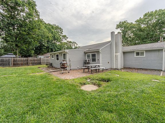 4th image of 253 Shawnee Dr