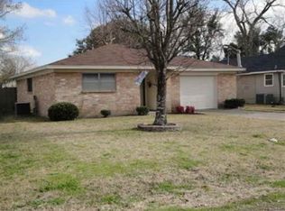1423 Jackson Ave, Nederland, TX 77627