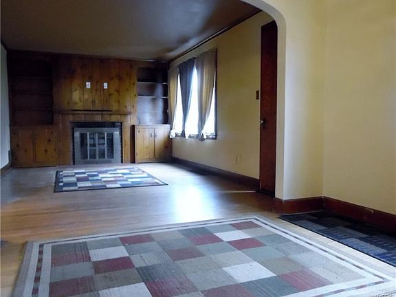 5th image of 267 Woodridge Ave