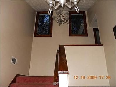 2nd image of 2078 SE Beechwood Dr