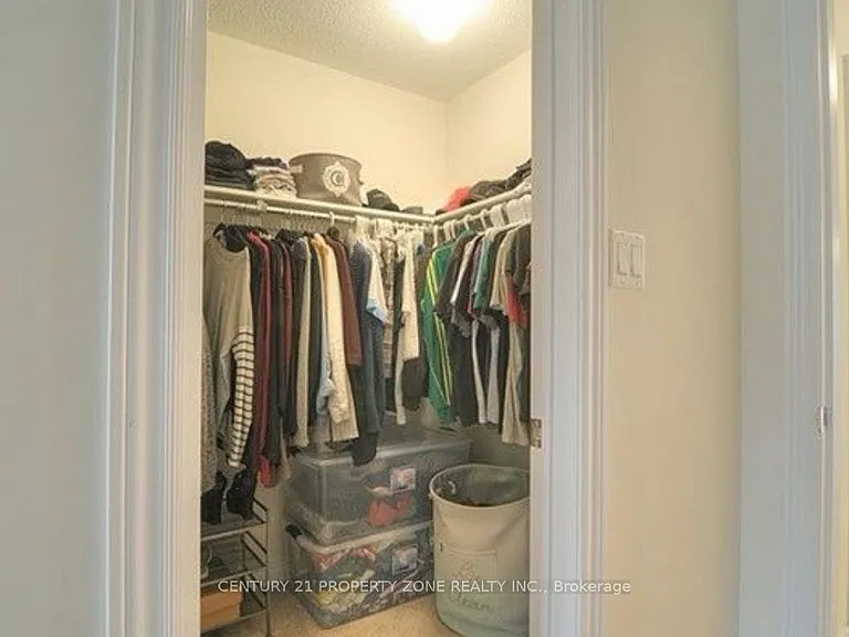 38 Banbridge Cres — Photo 13