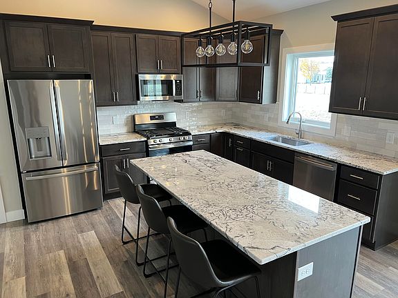 3rd image of 64080 Windrose Way