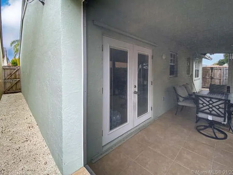 1378 Osprey Ct — Photo 10