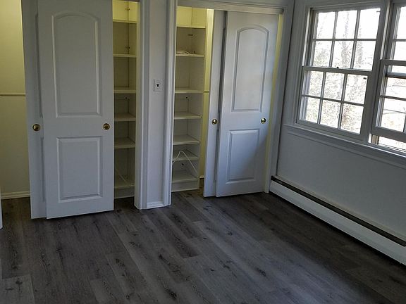 2nd image of 15 Richmond Pl Floor 2