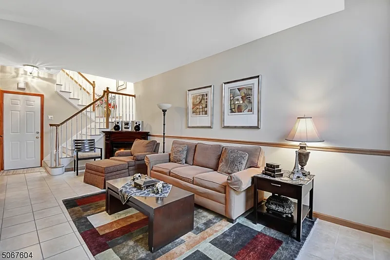 2 bed, 2.0 bath, $3,100 — Photo 4