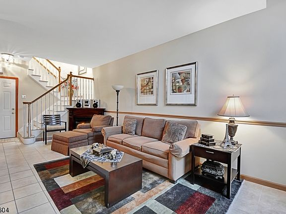 4th image of 99 Birchwood Rd #99