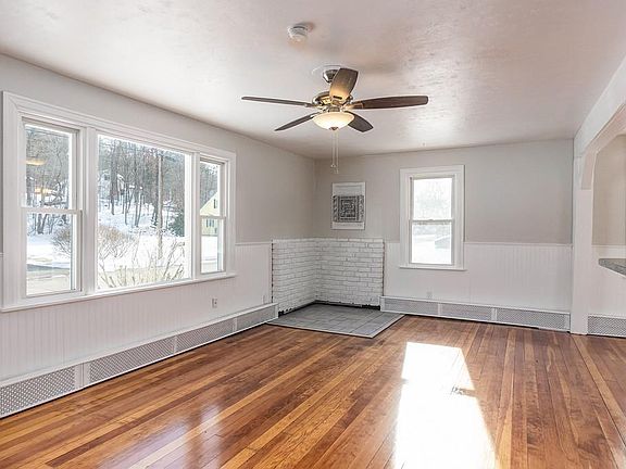 2nd image of 24 Harwood Dr