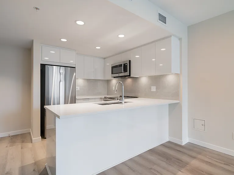 1182 Westwood St — Photo 34