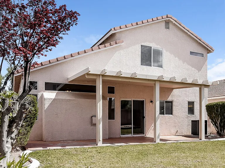 6033 Highland Gardens Dr — Photo 17